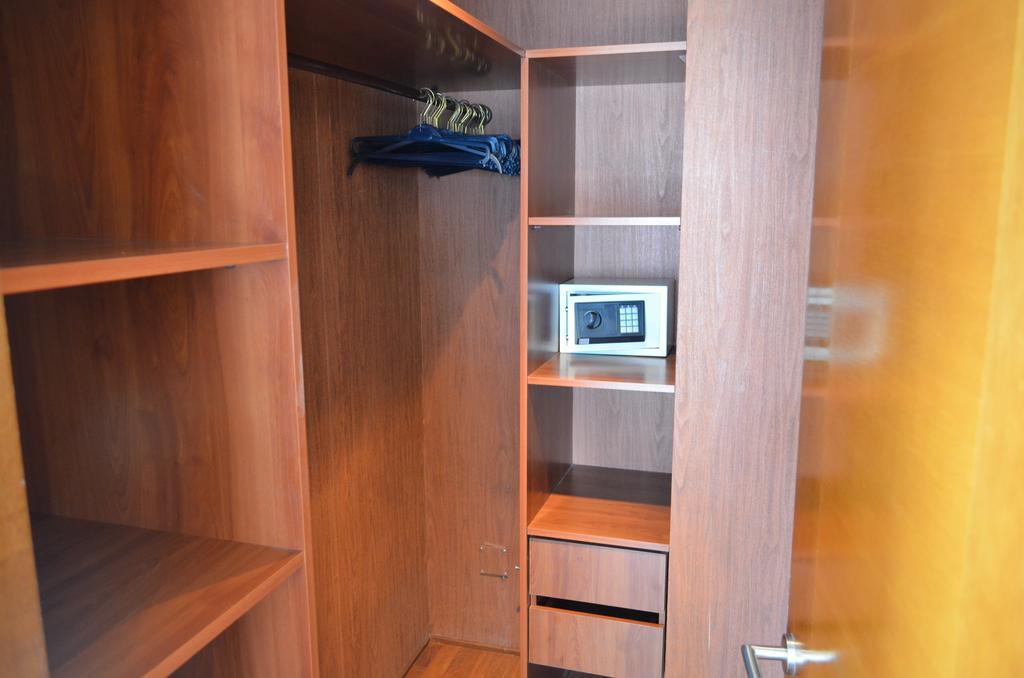 Apartamentos Capital Santiago del Cile Camera foto